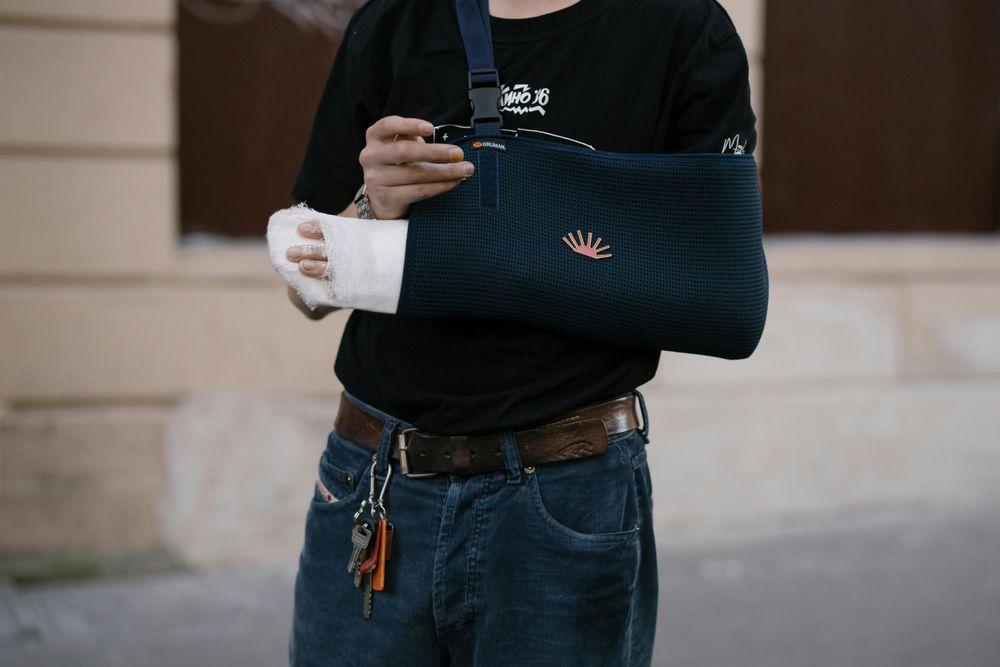 How to Dress After Rotator Cuff Surgery (Easy Steps)