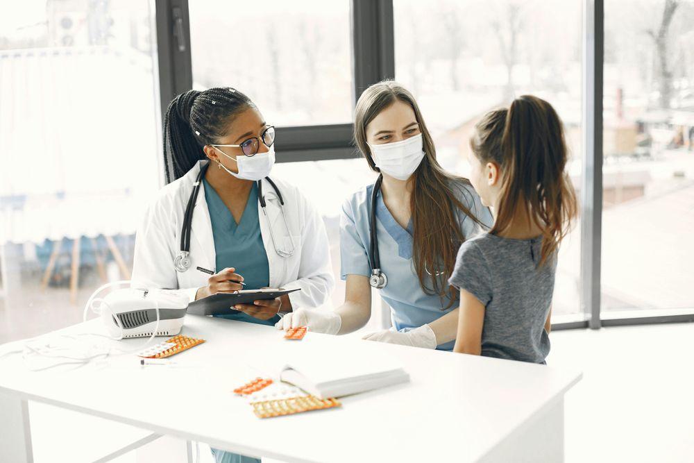 Internal Medicine vs. Primary Care: Which Doctor Do You Actually Need?