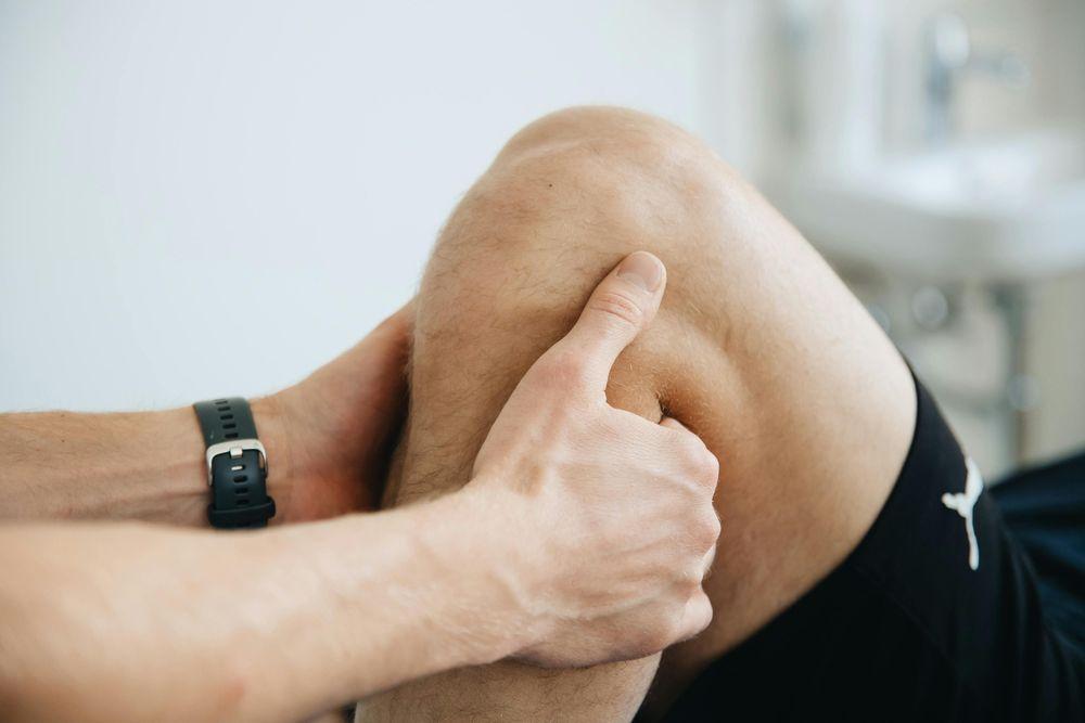 Post Knee Replacement Assessment: What to Check by Phase