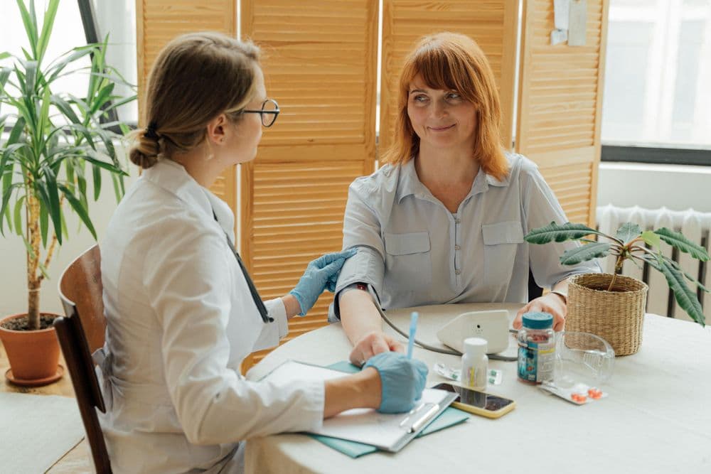Pcp Lab Can a Primary Care Doctor Prescribe Medication? What Your PCP Can (and ...